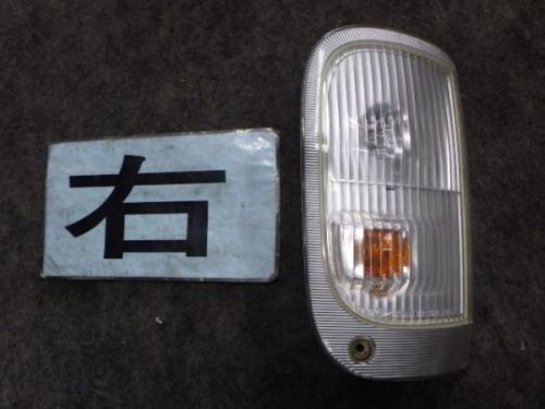 Daihatsu hijet 2000 right clearance lamp [1211000]
