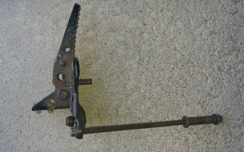 1985 suzuki lt230s quadsport left foot peg and bracket
