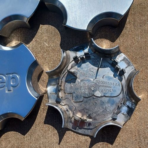 Jeep Grand Cherokee center cap set of 4, chrome, 2002-2004 part # 52080334AA, US $129.95, image 2