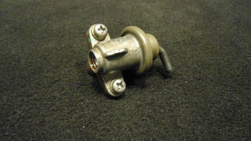 #814012t 1 fuel pressure regulator 1998-2002 225-300hp mercury 3.0l efi ~599~