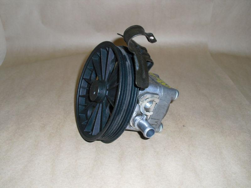 Purchase 0004 VOLVO C70/S70/S80/V70/XC70 Power Steering Pump