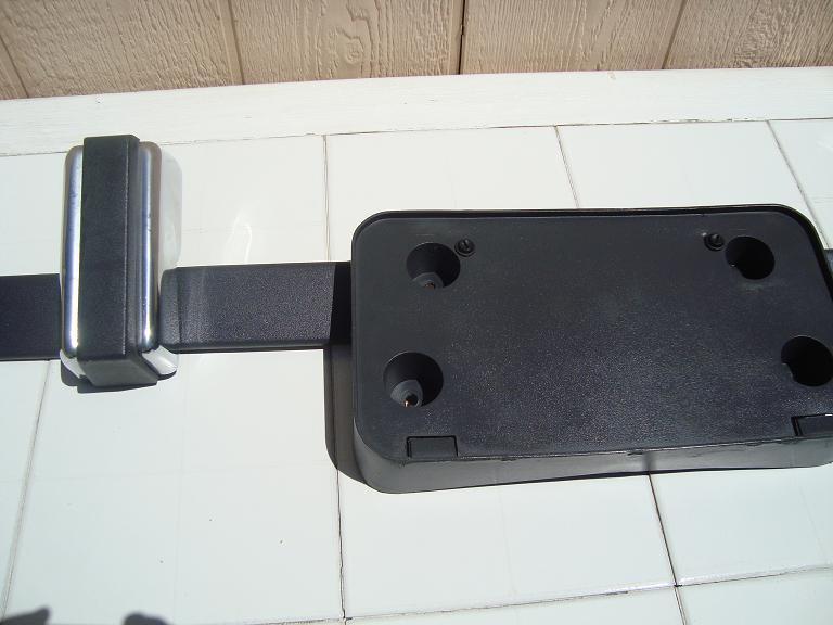 Purchase 1985,86,87,88 Lincoln Town Car OEM Front Bumper Trim and License Plate Holder in Las