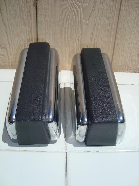 Purchase 1985,86,87,88 Lincoln Town Car OEM Front Bumper Trim and License Plate Holder in Las