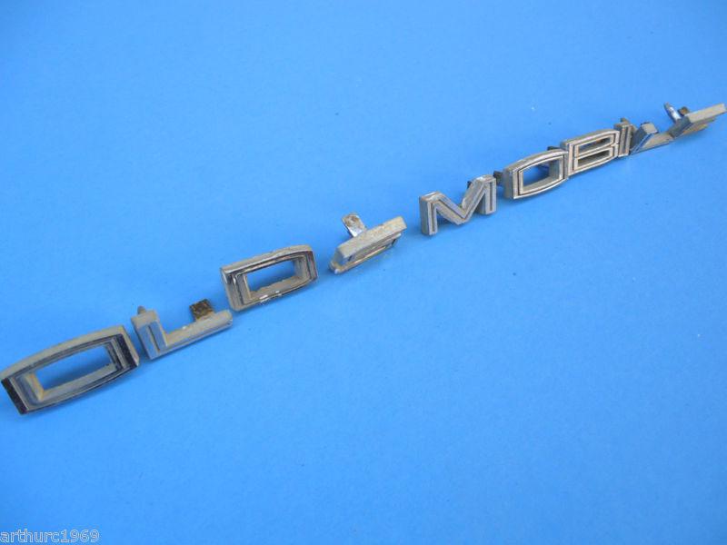 Purchase Oldsmobile Letter Emblems 1960's 1964 Oldsmobile Cutlass OEM ...