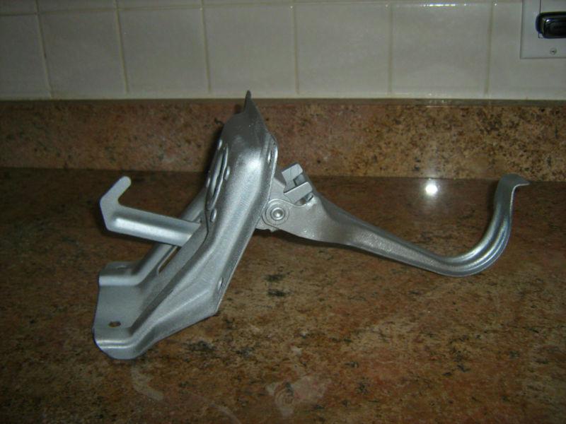 1961 Chevy Hood Latch..Impala, Biscayne, Belair, US $20.00, image 3