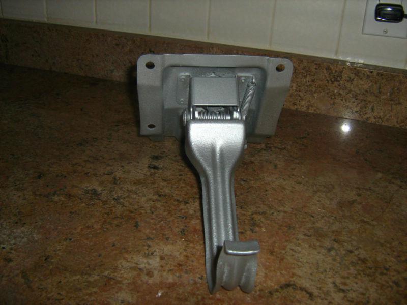 1961 Chevy Hood Latch..Impala, Biscayne, Belair, US $20.00, image 4