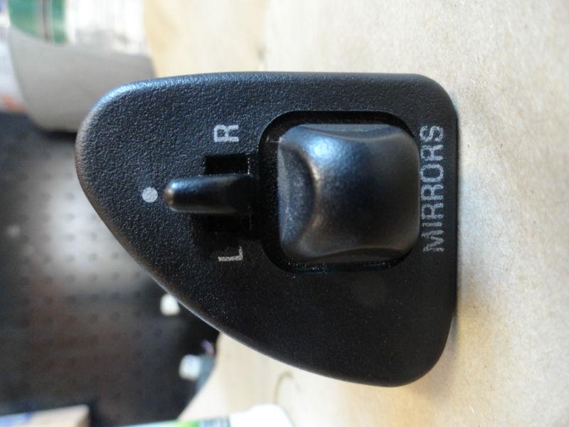 94 95 96 97 98 ford mustang power mirror switch 99 04 5.0 302 4.6