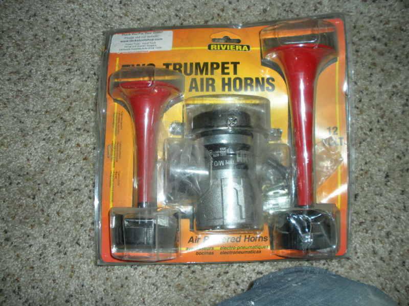 Purchase trumpet air horns in Clinton Township, Michigan, US, for US 15.00