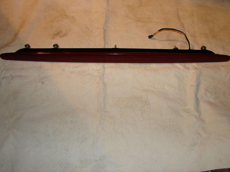  2000-2005 cadillac deville dhs dts third  brake light, trunk mounted