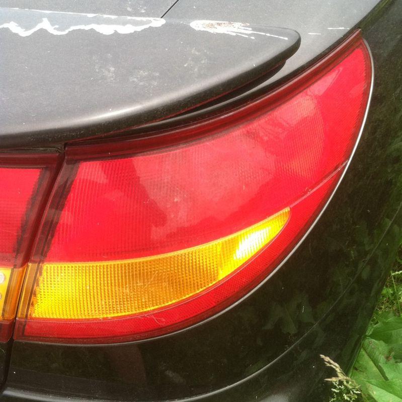 Purchase 1997989900 Saturn 2 Door Coupe Right Tail Light in Willards