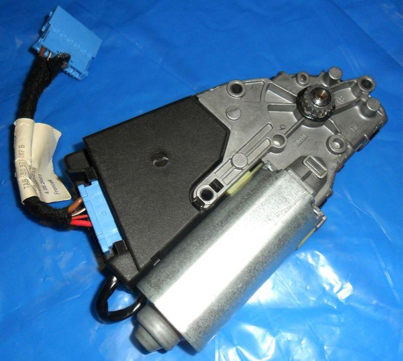Purchase Volkswagen Jetta, Golf (19982004) Sliding roof motor, Moon