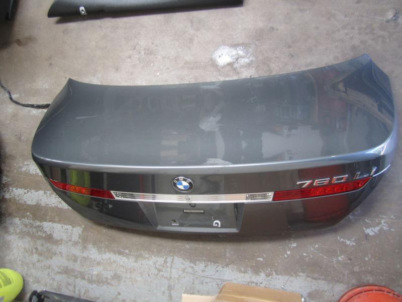 Bmw e65 e66 trunk lid assy complete gray tail light oem 760li 745