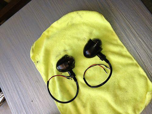 Black motorcycle blinkers