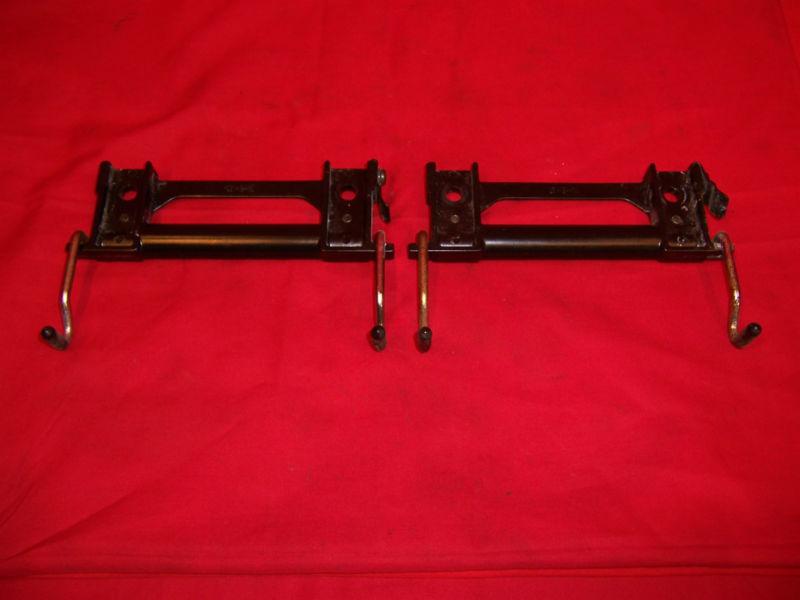 94 - 09 kawasaki ninja ex 500 oem 2 frame grips luggage tie downs only 876 miles