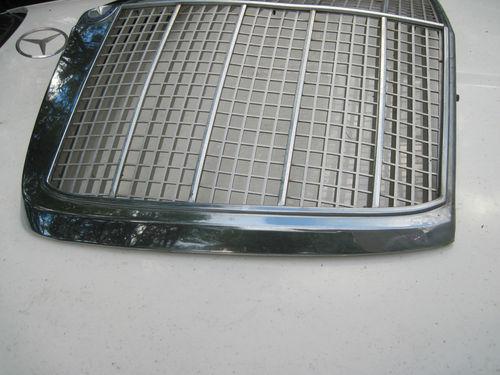Mercedes W108 W109 W112 Ponton Grill , US $275.00, image 4