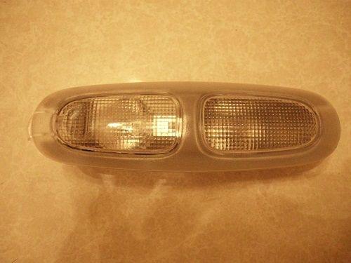 02 03 04 05 06 07 08 09 trailblazer front dome light door light 15007225
