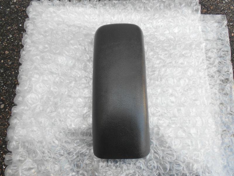 98 99 00 01 02 03 04 chevy s10 blazer gmc jimmy bravada center console lid