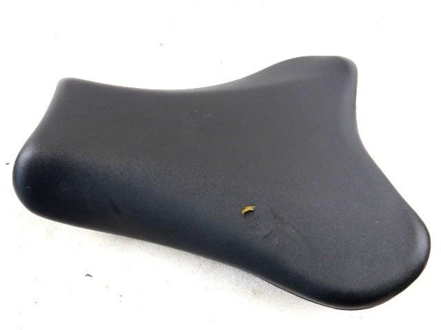Gsxr seat rider seat front cushion 05-06 suzuki gsxr 1000 (tear)