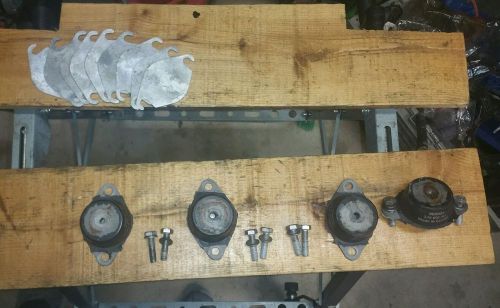 Seadoo 270000065 motor mounts 95e055 engine mount 270 000 065