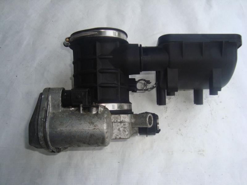 1996-1999 mercedes-benz e320 throttle body with air intake vacuum box damper