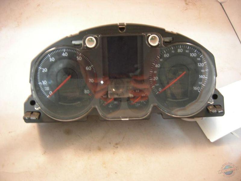 Cluster / speedometer passat 908576 06 07 cluster 72k lifetime warranty