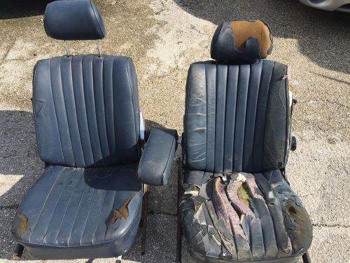 107 mercedes sl380 450  driver passenger seat used great frame &amp; horsehair