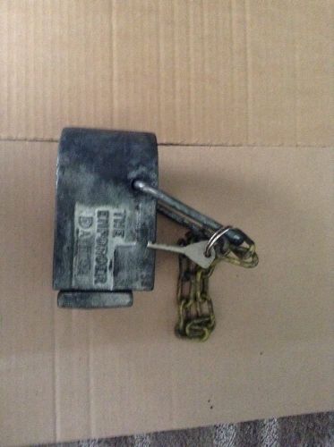 Enforcer king pin lock for semi-trailer