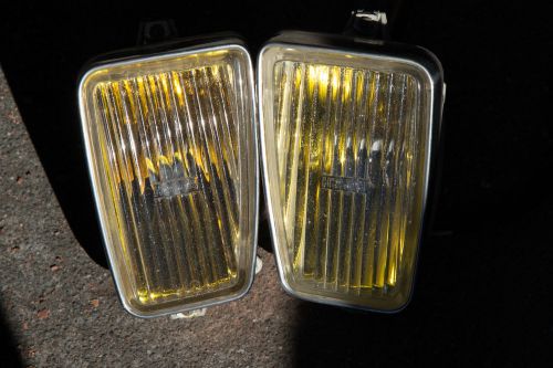 Mercedes bosch foglight assemblies (glass, with wiring harnesses) &#039;85 380 se