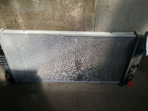 Radiators 5.3l w/enhanced cooling package opt k5l fits suburban 1500 1356288