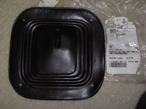 1968-72 chevelle / el camino  shifter boot - nos gm # 3975405