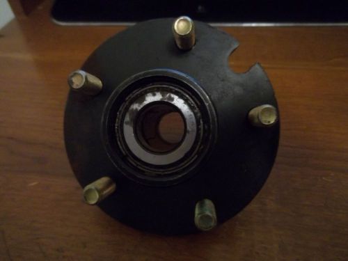 Trailer hub 5 bolt with 1 inch bearings