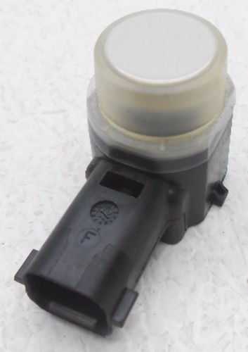 New oem 2009-2012 lincoln mks rear parking assist sensor cream - aa53-15c868-aaw