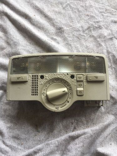 98-02 vw passat (01-02 jetta) 99-02 golf dome / map light w/ sunroof control oem