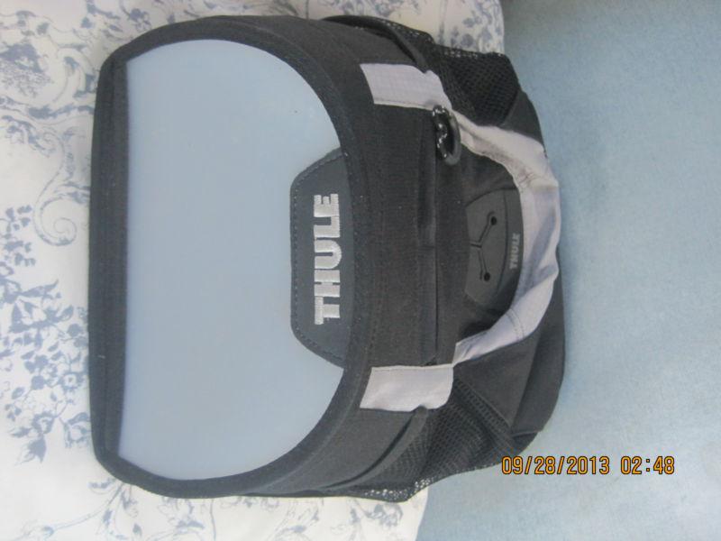 Thule litter bin 7033 with papers