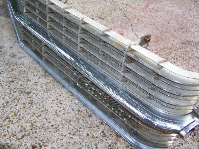 OEM 1962 Cadillac top & bottom center grille assembly with emblem, US $145.00, image 3