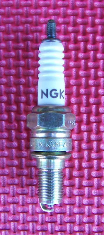 Hyosung/kasea sense 50cc 2 stroke scooter: original parts, spark plug