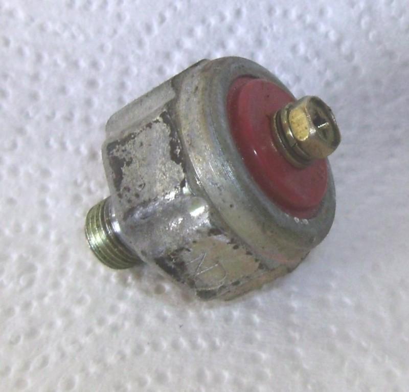 Engine oil pressure switch  cb750 honda sohc.
