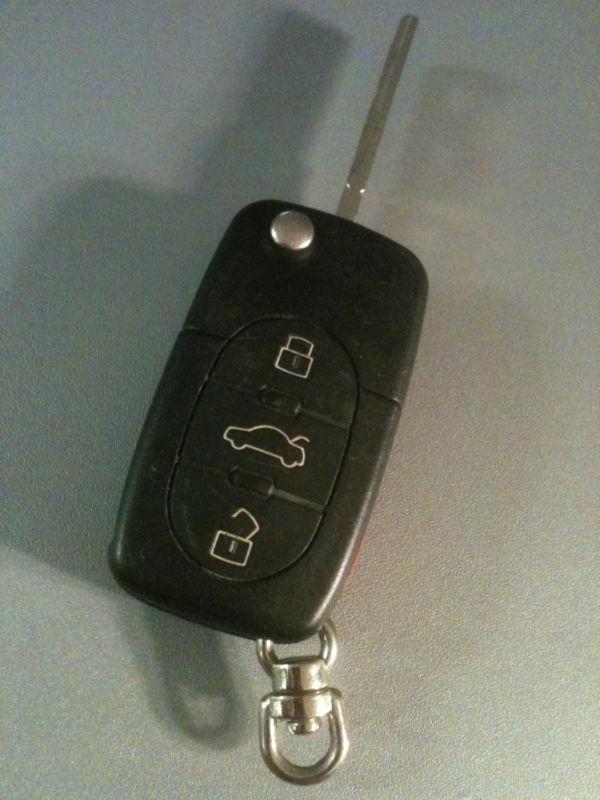 Find 98 02 AUDI A4 KEYLESS ENTRY REMOTE MZ241081964 4D0837231D in