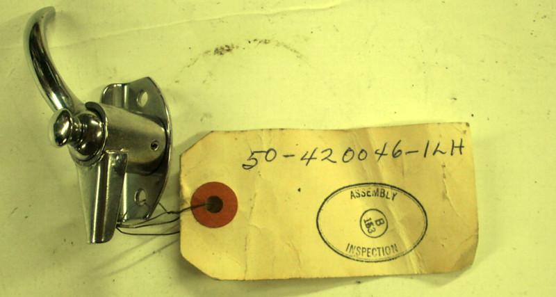 Beechcraft 35/ b-95 bonanza vent window latch assy.