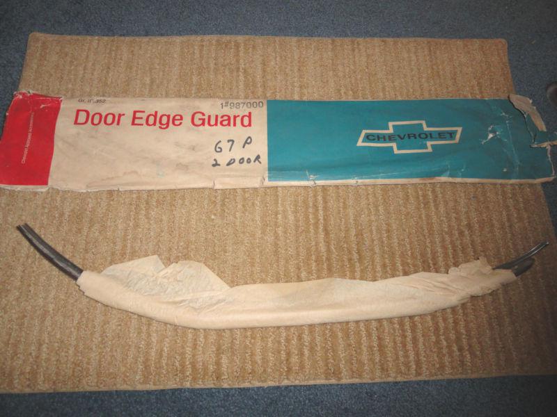 1967 chevy pass. 2dr. impala, ss nos door edge guards pr. 987000 rare