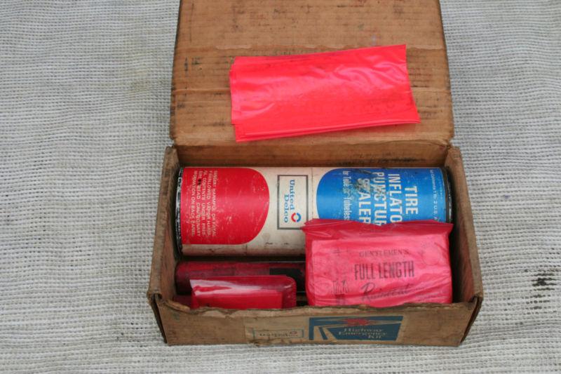 Nos united delco gm highway emergency kit in chevelle corvette original box 