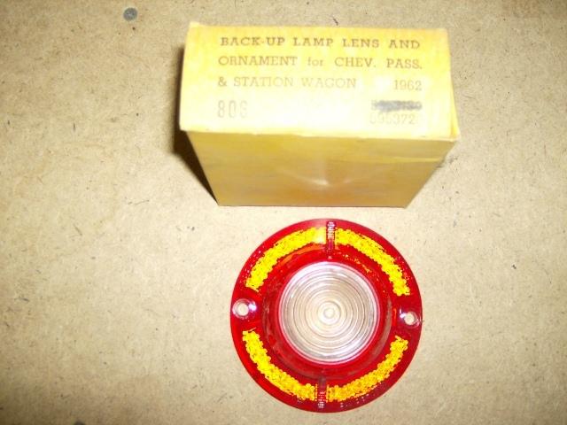 1962 62 chevy back up lens passenger car and wagon nos 5953726