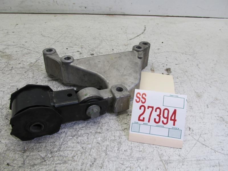 02 03 FREELANDER RIGHT PASSENGER SIDE ENGINE MOUNTING BRACKET SUPPORT OEM 2787, US $77.39, image 2