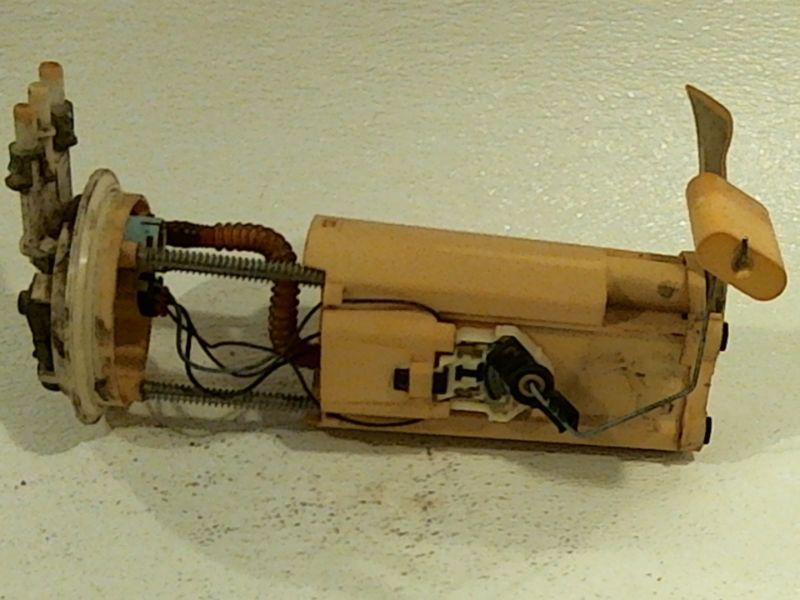 Buy 1999 OLDSMOBILE INTRIGUE 89429 MILES FUEL PUMP 2543790 in Garretson