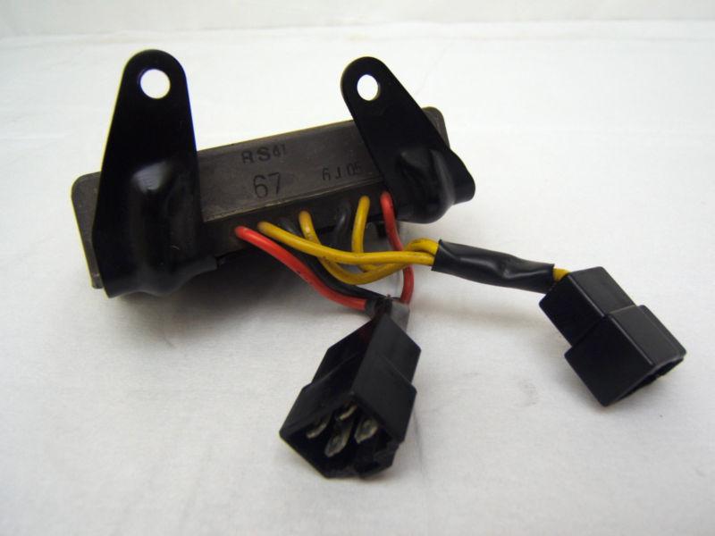 Buy TRIUMPH 2007 DAYTONA 675 REGULATOR RECTIFIER ASSY. W/ BRACKET in
