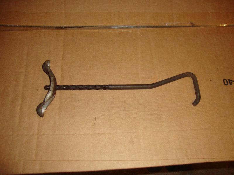 66 67 68 69 70 71 72 buick gs skylark cutlass 442 gto chevelle spare tire hook