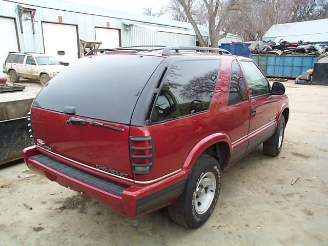 1996 chevy s10 blazer tail lamp light right