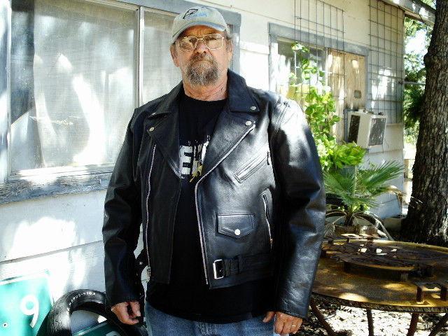 New men's wild rider old school size 48 black leather jacket with some defects