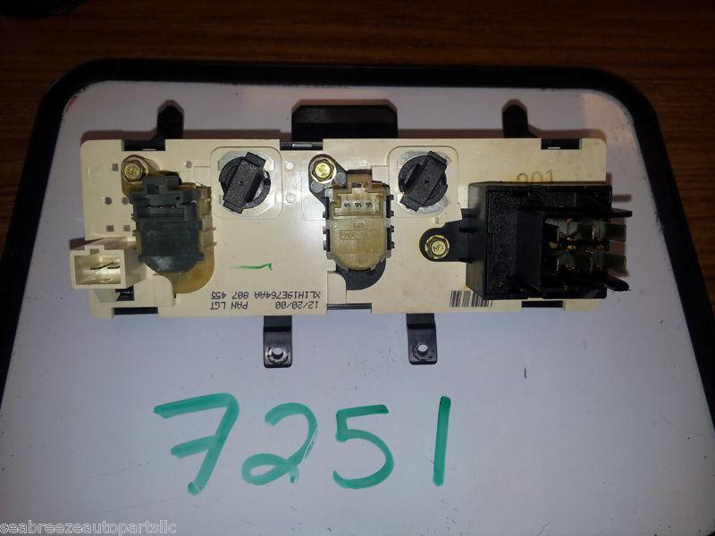 Buy 9902 FORD EXPEDITION REAR CLIMATE TEMPERATURE CONTROL UNIT A/C