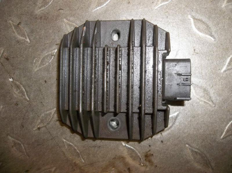 C 2002 yamaha grizzly 660 4x4 voltage regulator *